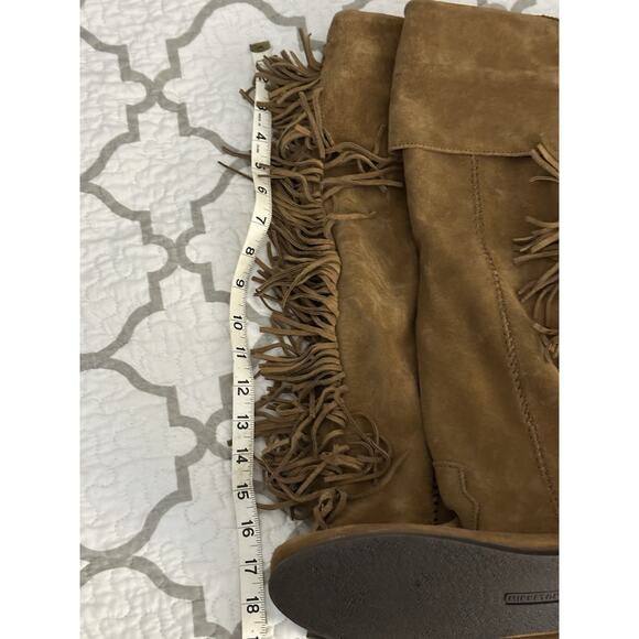 Minnetonka Women's Size 9 Brown Suede Fringe Boot Knee High Side Zip - Picture 5 of 7